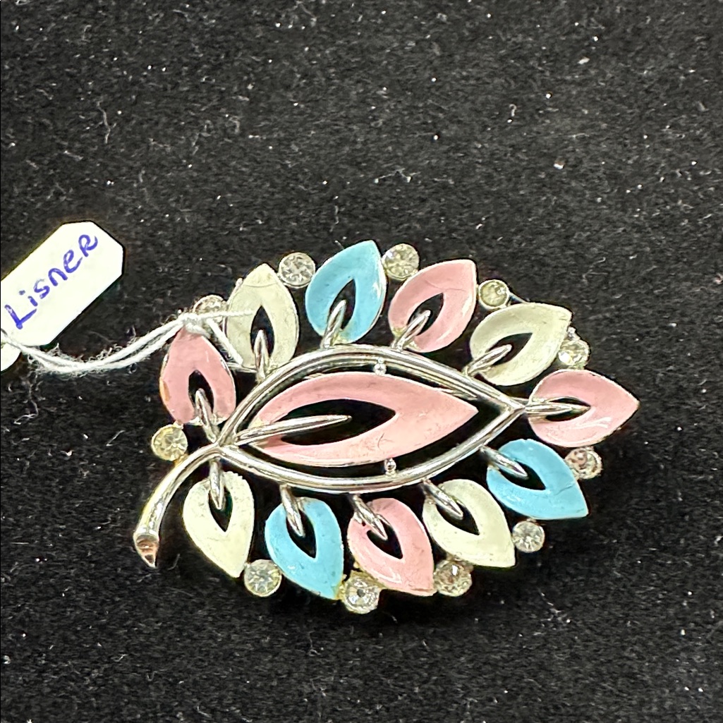 8- Lisner Vintage Brooch With Pink And Blue Enamel With Clear Rhinestones 45$
